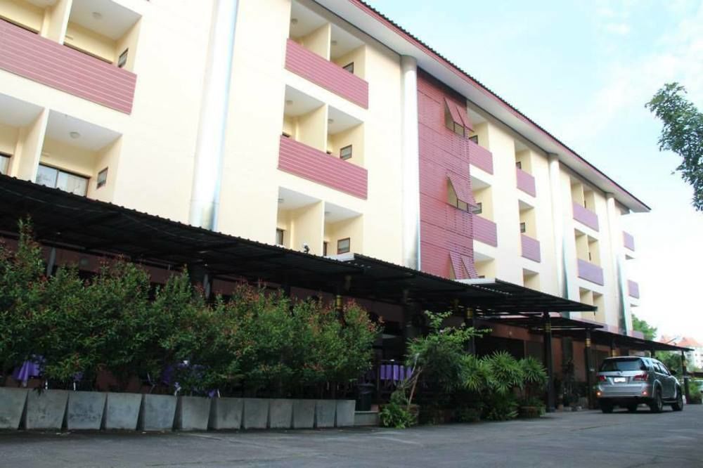 Chiangmai S.P. Hotel Csiangmaj Kültér fotó