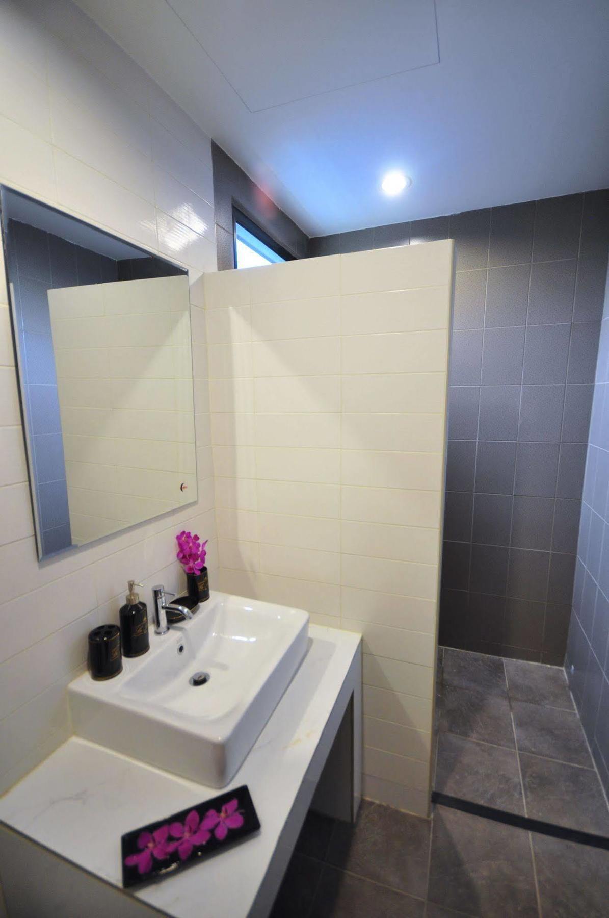 Chiangmai S.P. Hotel Csiangmaj Kültér fotó